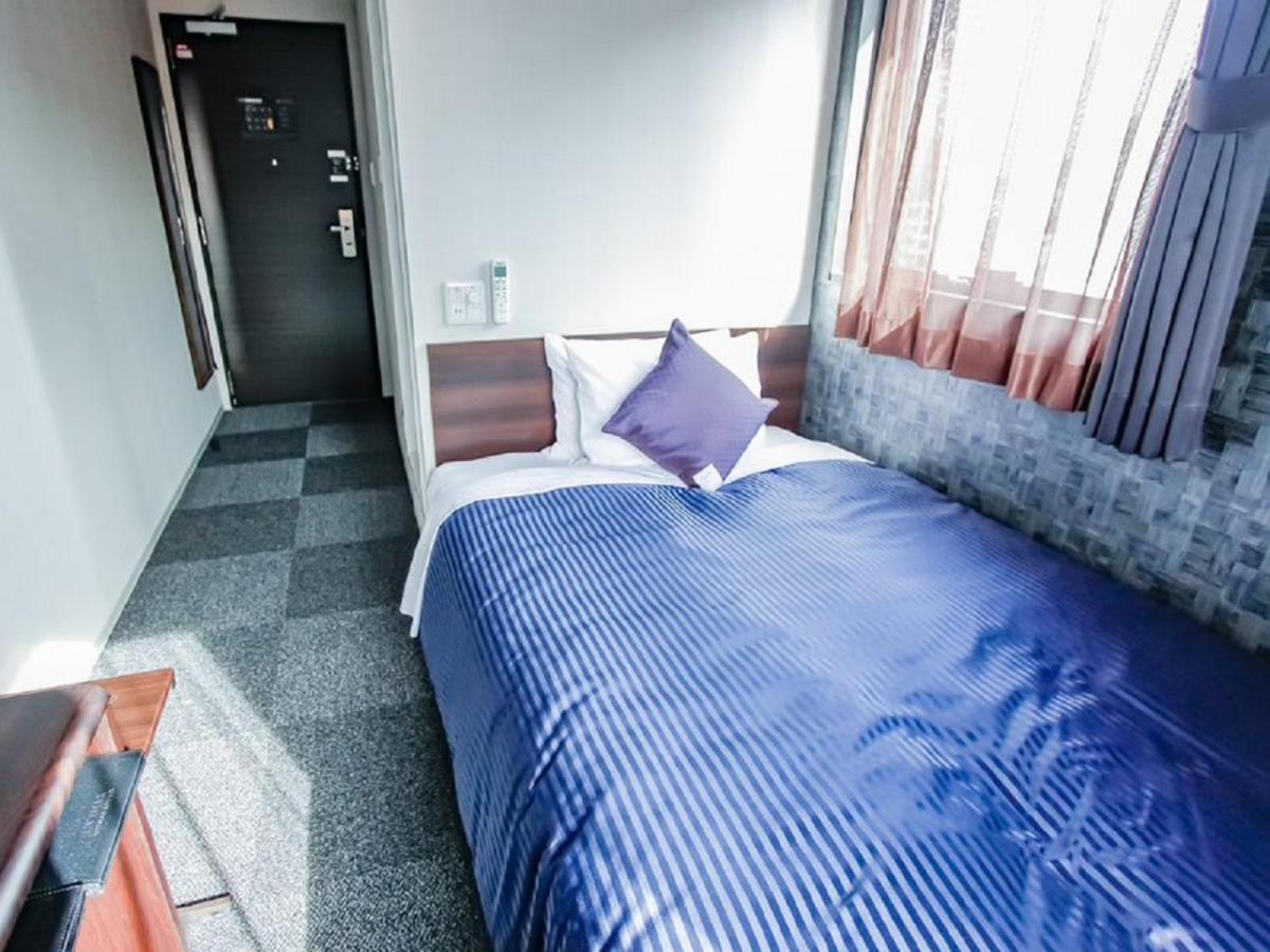 Hotel Livemax Osaka Honmachi Exterior photo